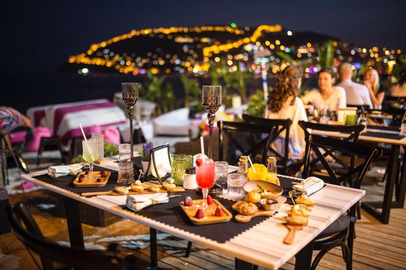 Anjeliq House Hotel Аланія Екстер'єр фото